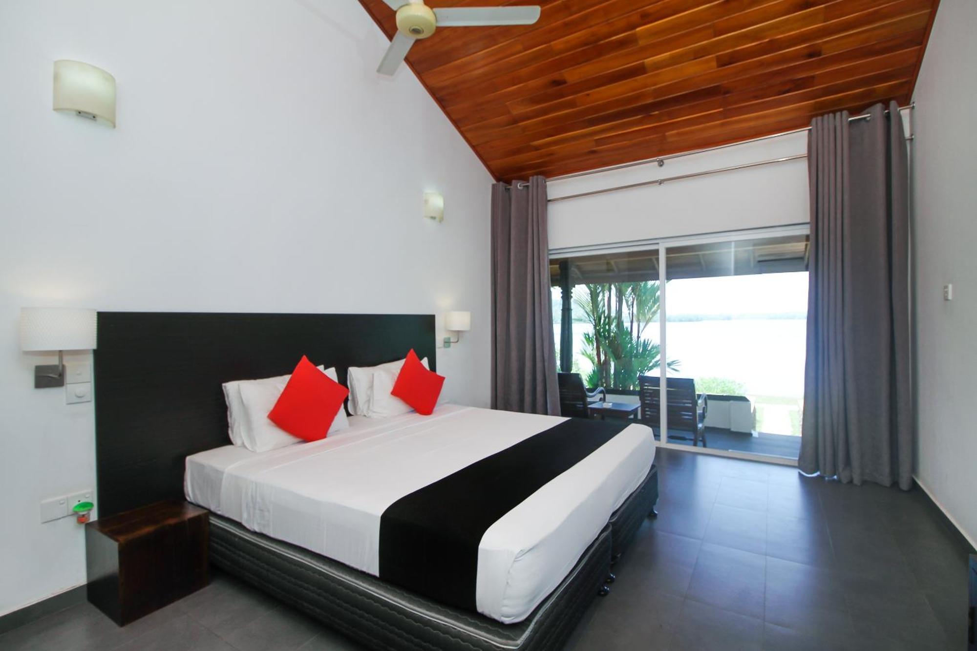Kalla Bongo Lake Resort Hikkaduwa Kamer foto
