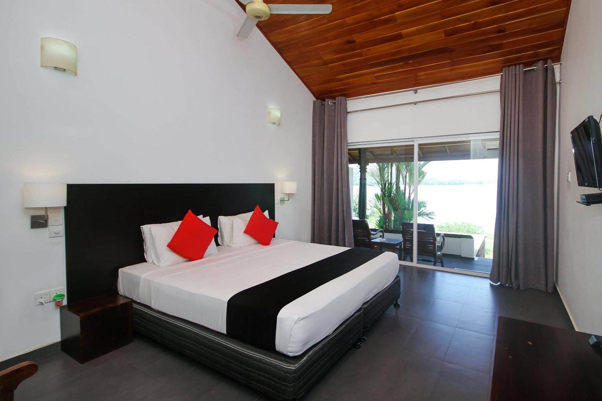 Kalla Bongo Lake Resort Hikkaduwa Kamer foto
