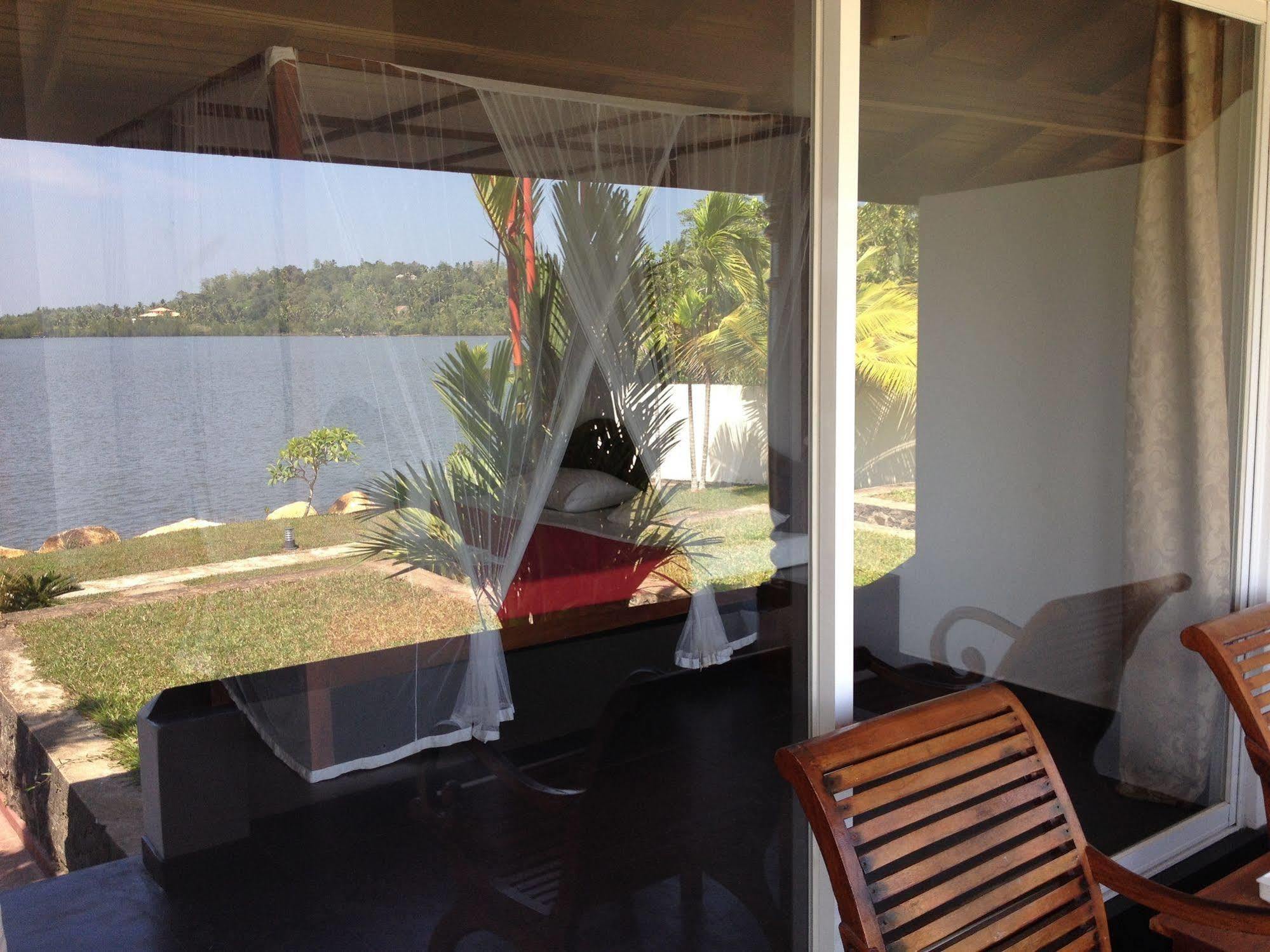Kalla Bongo Lake Resort Hikkaduwa Buitenkant foto